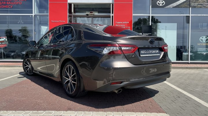 Toyota Camry Premium 2022
