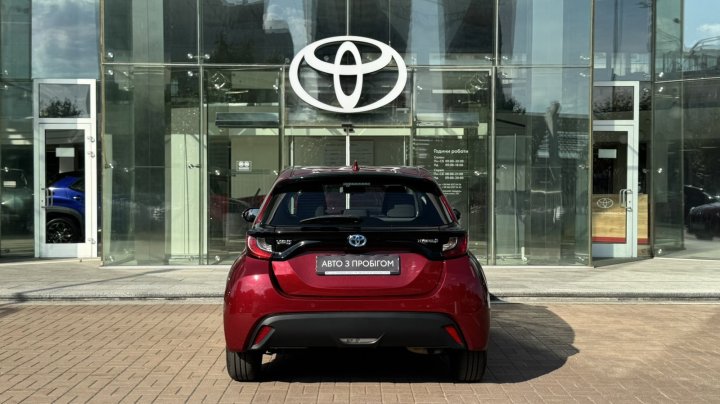 Toyota Yaris Active 2021