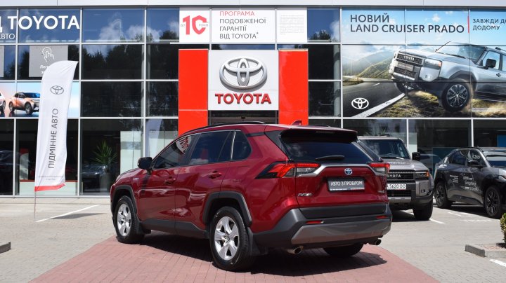 Toyota RAV4 Active 2021