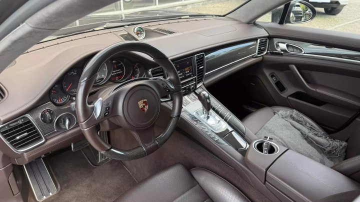 2014 Porsche Panamera GTS 0